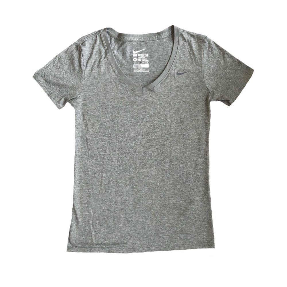 Grey Nike dri fit short sleeve T-shirt